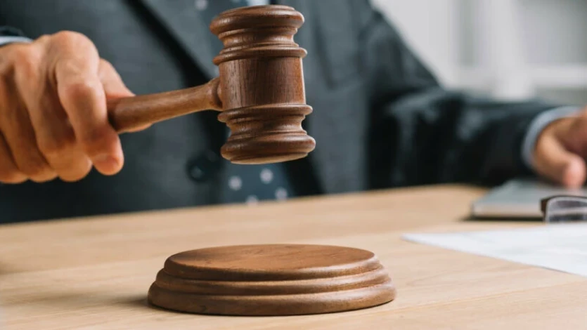 هل قطع التيار الكهربائي عن المستأجر حق للمالك أم جريمة؟